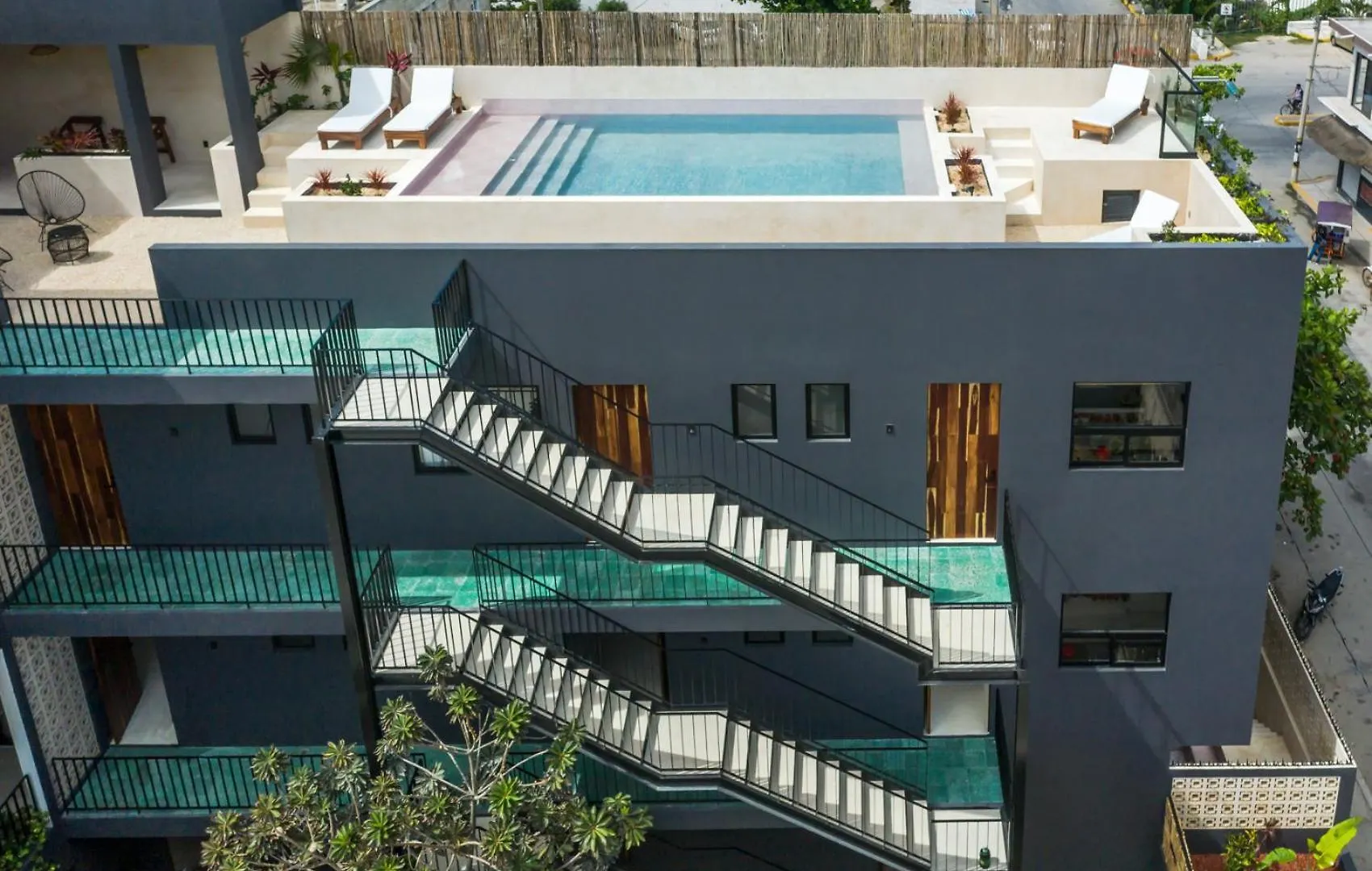 Ujo Condo Boutique location